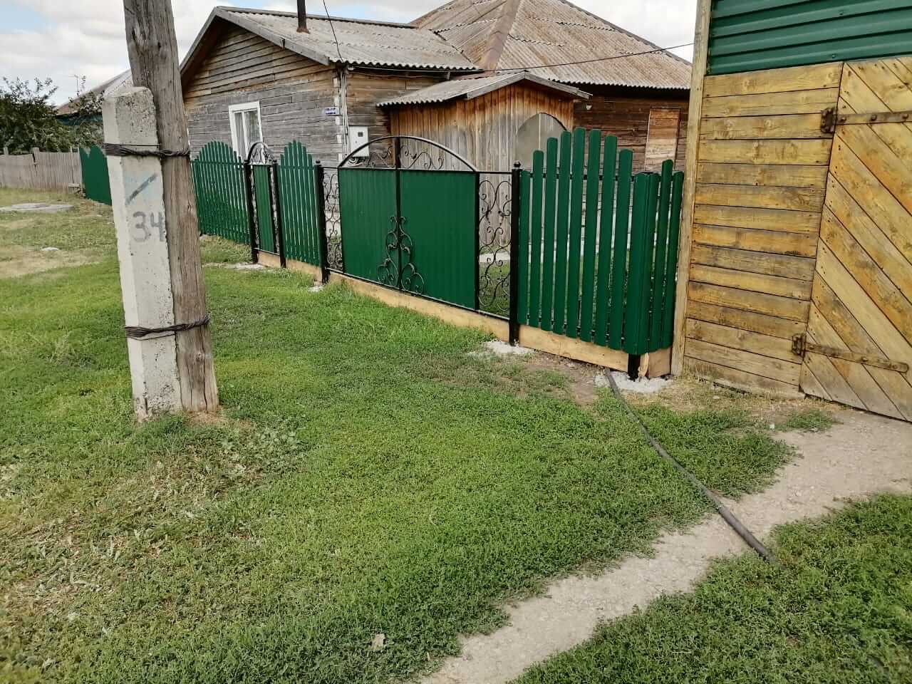 забор из штакетника Зеленый Мох фото2 в Наро-Фоминске