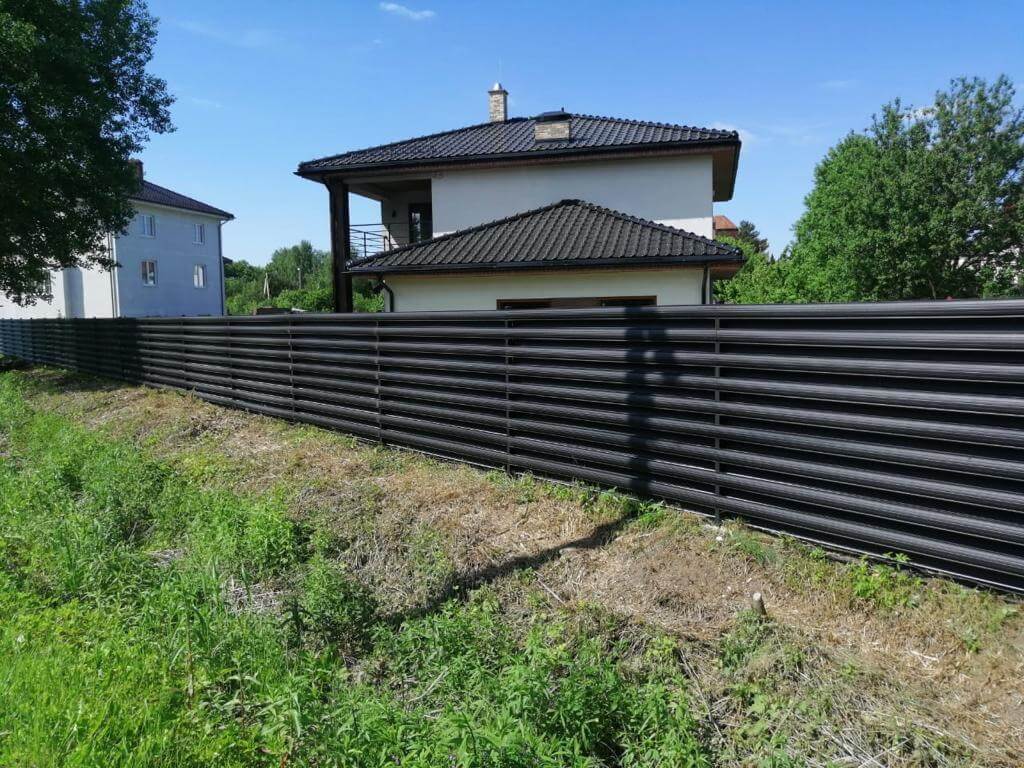 забор из штакетника Черный Стальной Бархат фото4 в Наро-Фоминске