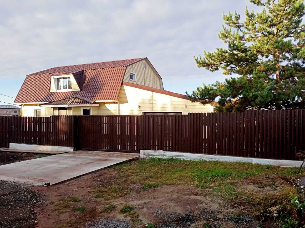забор из штакетника шоколад фото2 в Наро-Фоминске