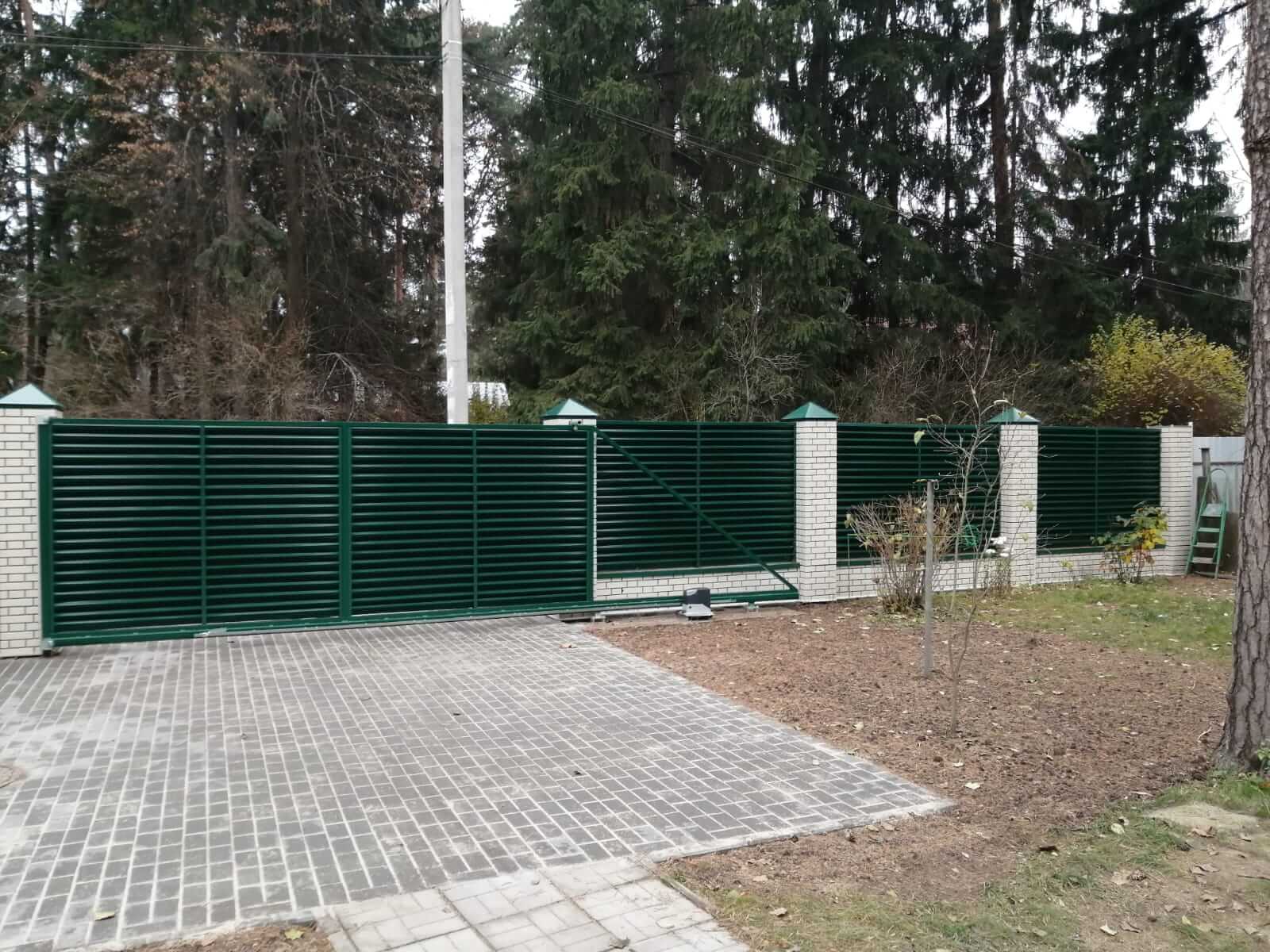 Забор-жалюзи с ламелями ЭКО-Z Зеленый Мох фото5 в Наро-Фоминске