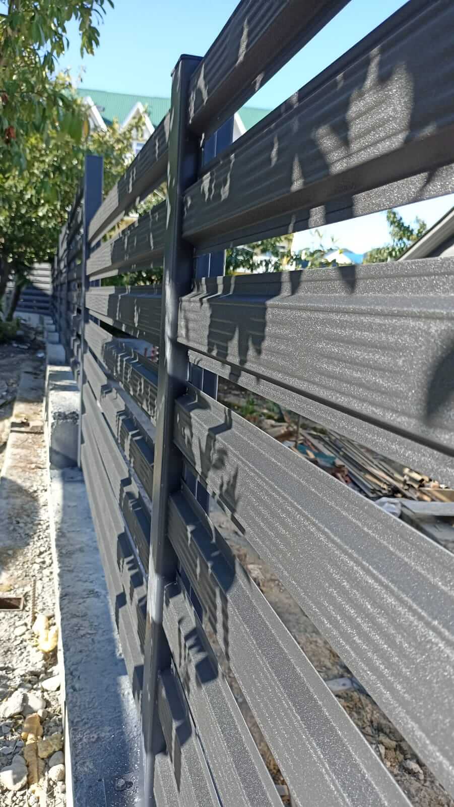 Забор из штакетника 90м RAL7024/7024 Серый Графит фото9 в Наро-Фоминске