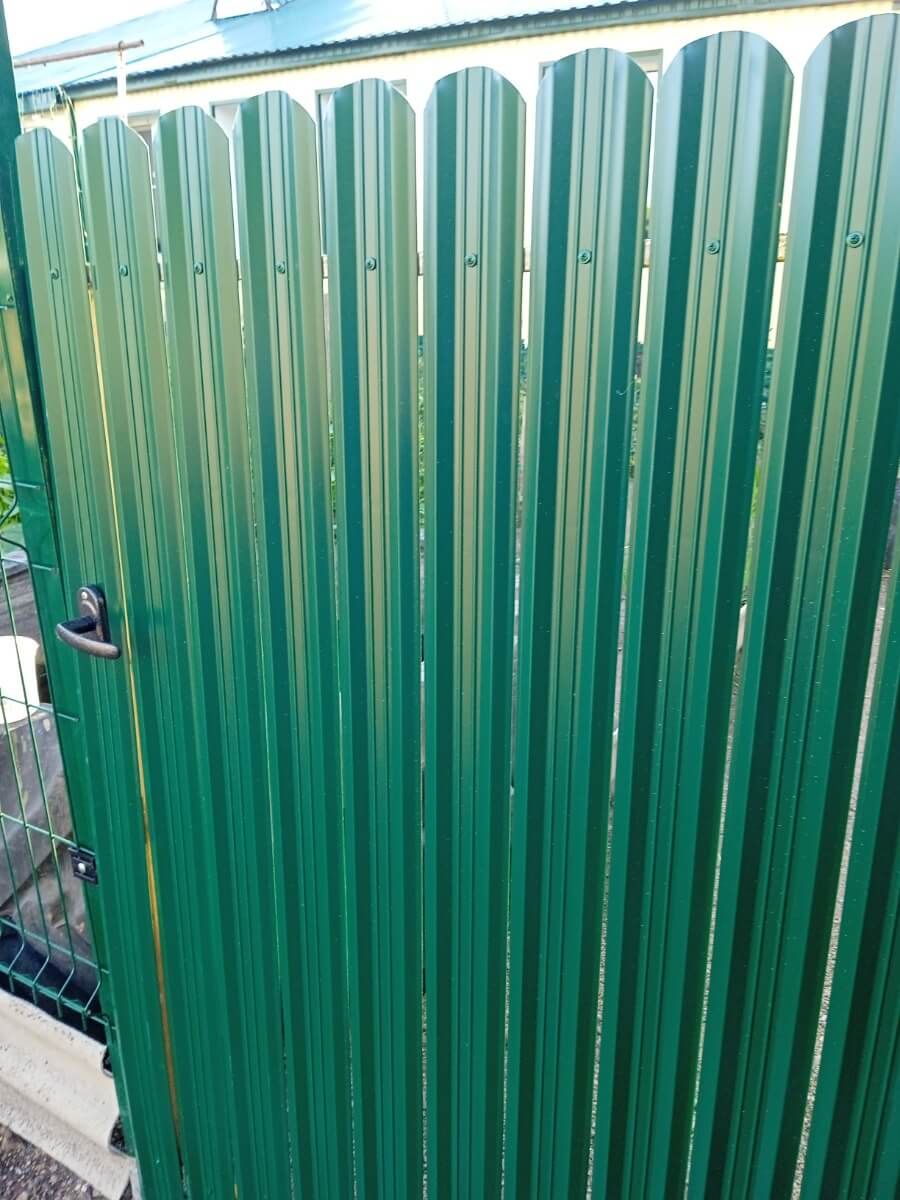 Калитка из штакетника ЭКО-М RAL6005/6005 Зеленый Мох двусторонний фото 2 в Наро-Фоминске