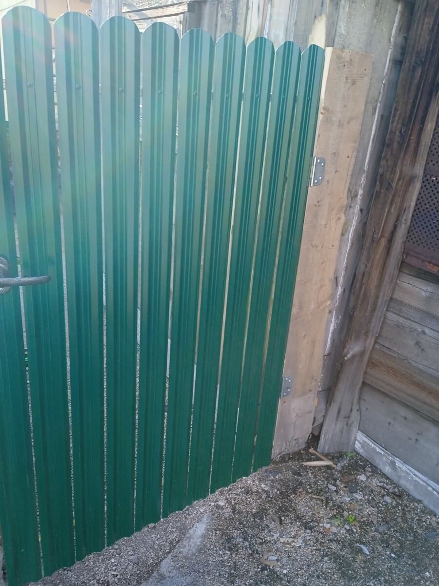 Калитка из штакетника ЭКО-М RAL6005/6005 Зеленый Мох двусторонний фото 1 в Наро-Фоминске