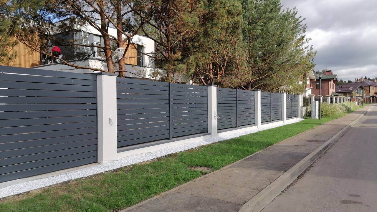 Забор-ранчо из металлопланкена 36м RAL7024 Серый Графит в Наро-Фоминске