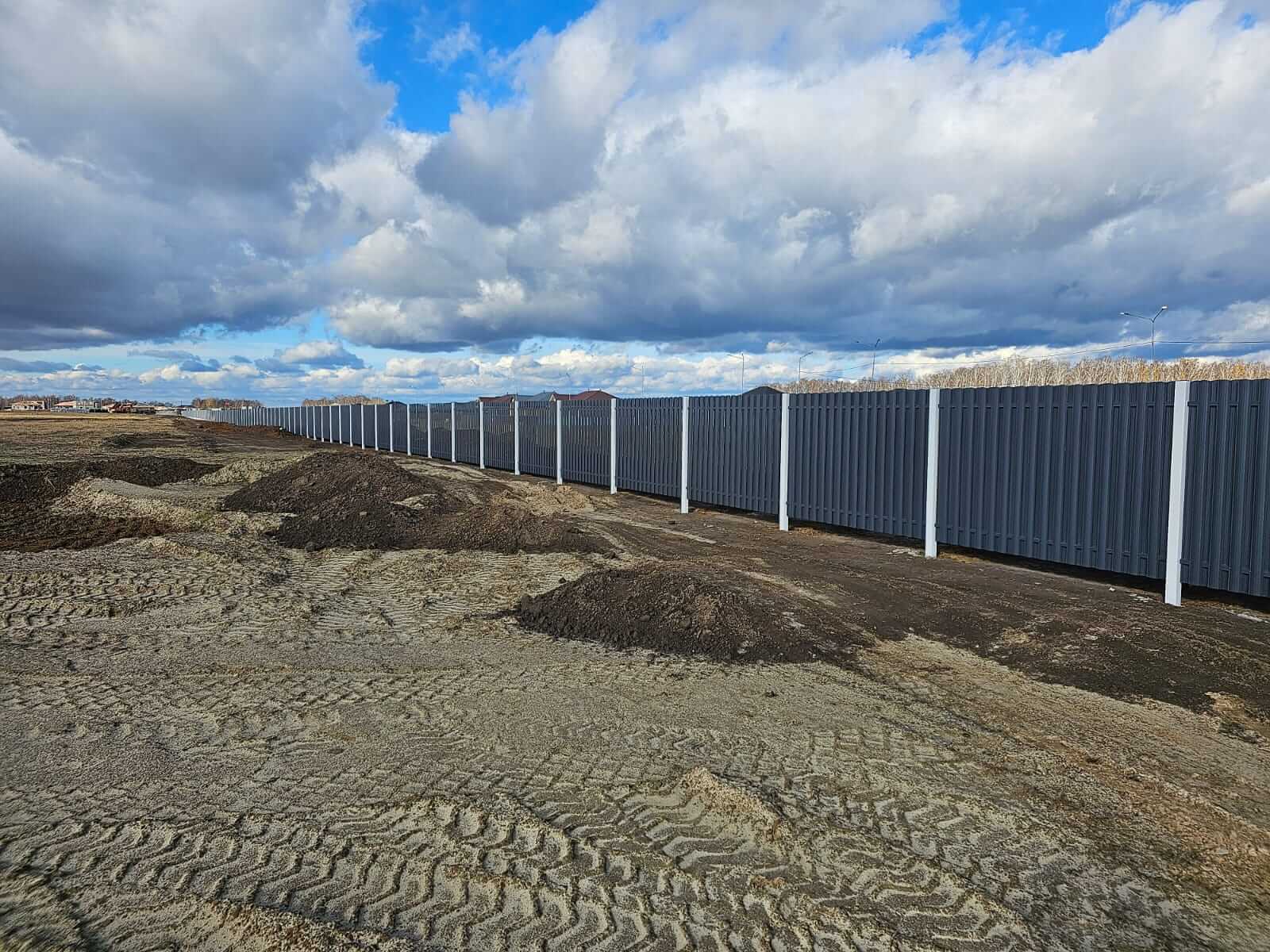 Забор из евроштакетника 234м RAL7024/7024 Серый Графит двусторонний фото 8 в Наро-Фоминске