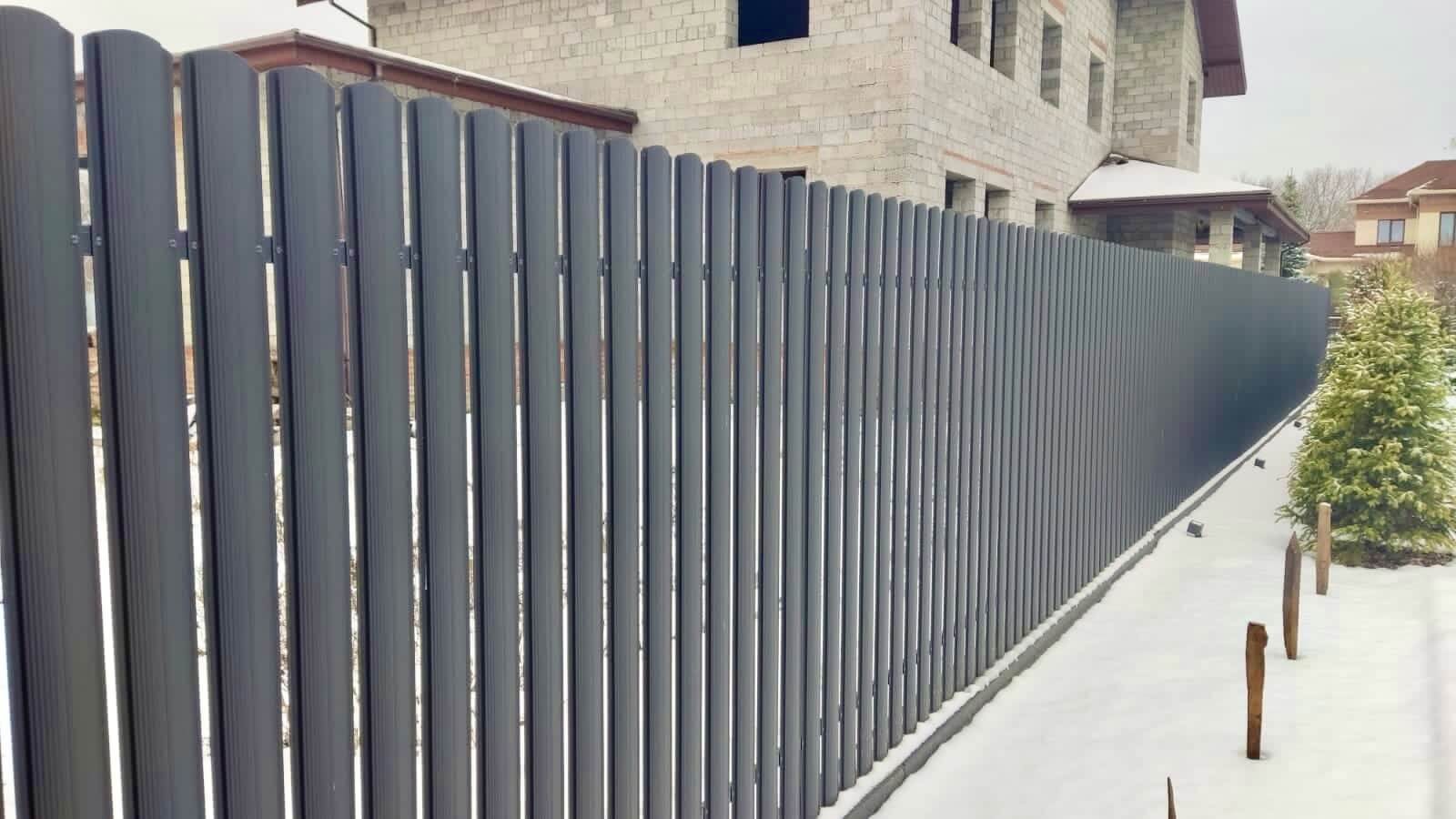 Забор из евроштакетника 33м RAL7024/7024 Серый Графит двусторонний МАТТЕ в Наро-Фоминске