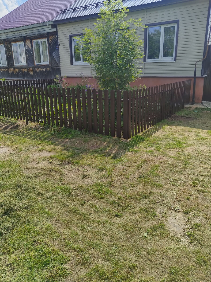 Забор из евроштакетника 18м RAL8017/8017 Шоколад двусторонний фото 1 в Наро-Фоминске