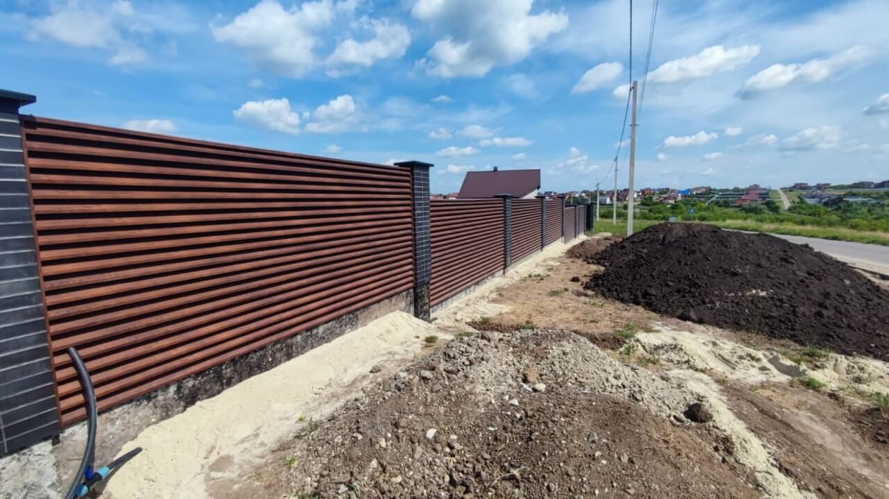Забор-жалюзи из ламелей 54м ЭКО-Z Античный Дуб (SteelArt) фото 1 в Наро-Фоминске
