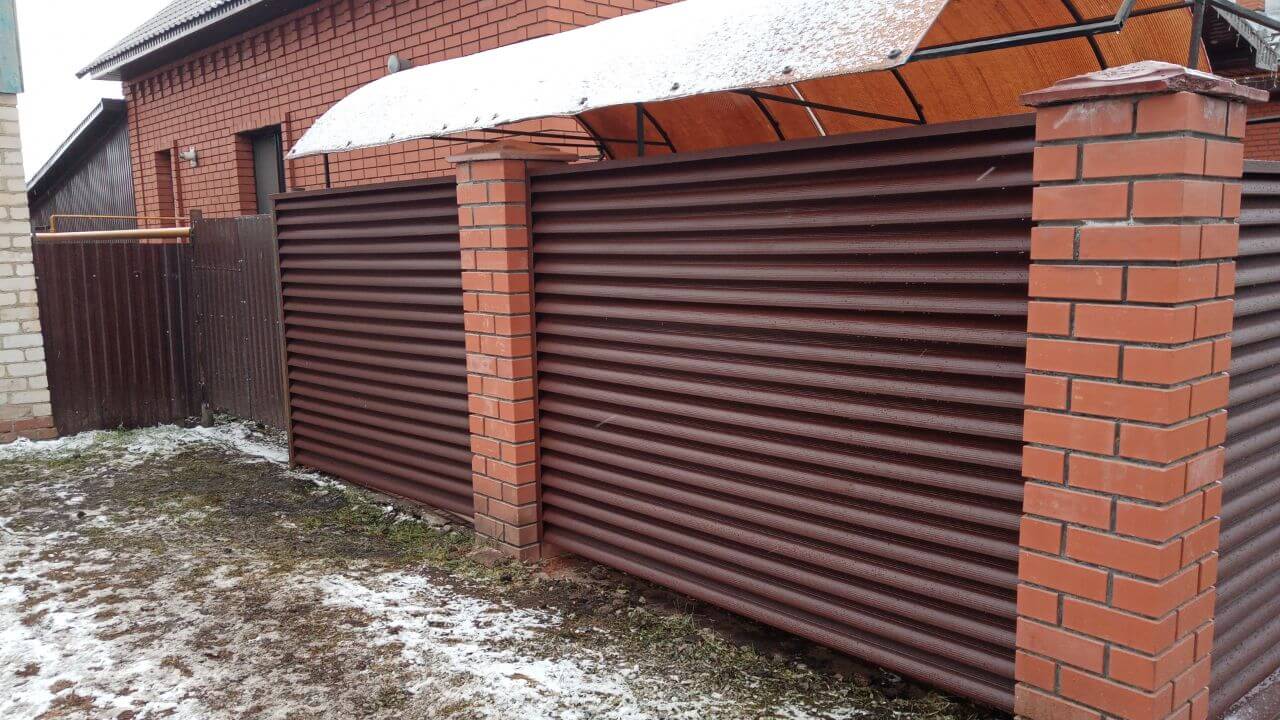 Забор из ламелей еврожалюзи 12м RAL8017/8017 Шоколад двусторонний МАТТЕ фото 4 в Наро-Фоминске