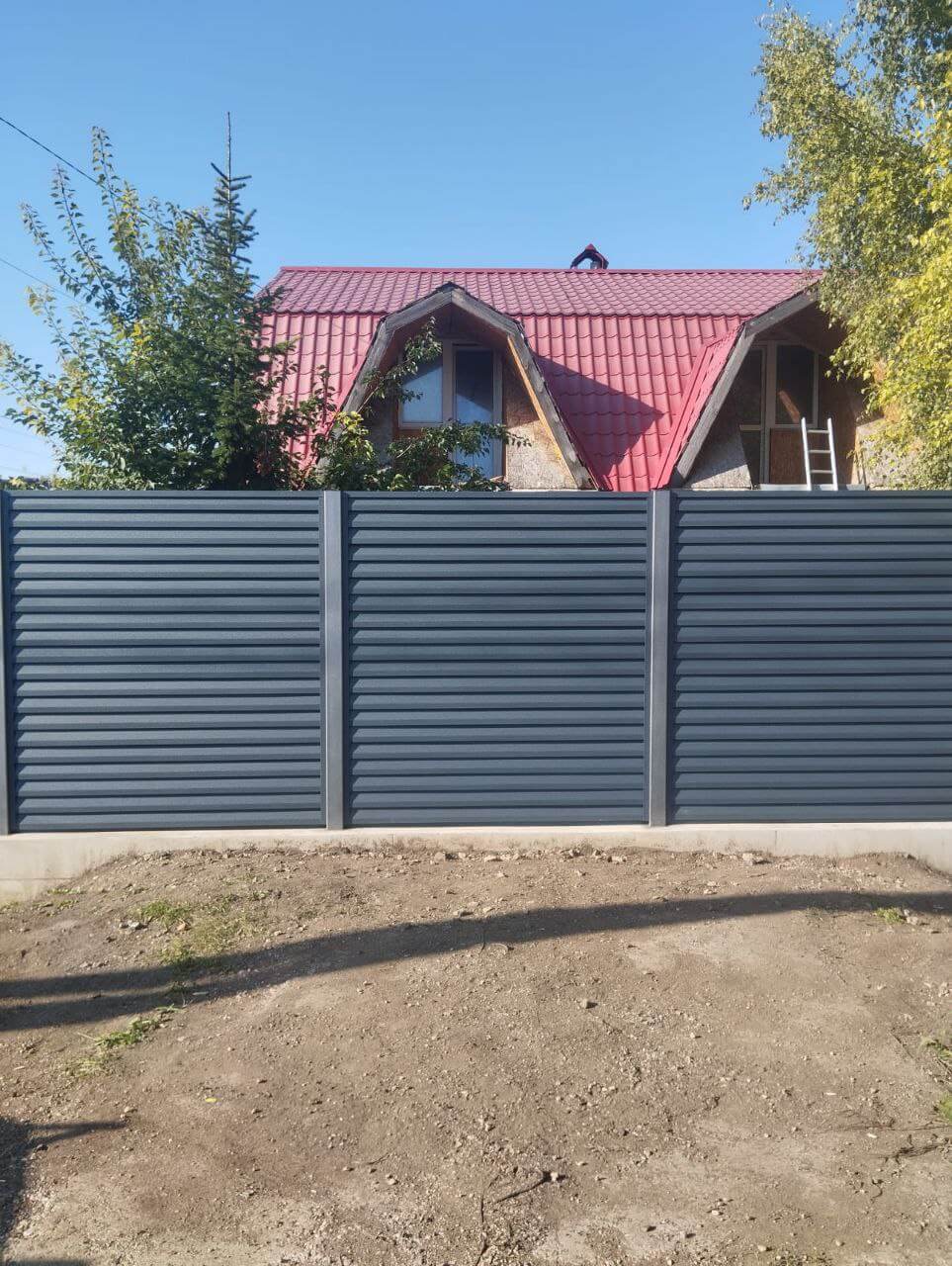 Забор-жалюзи из ламелей Реснички 54м RAL7024/7024 Серый Графит двусторонний МАТТЕ в Наро-Фоминске